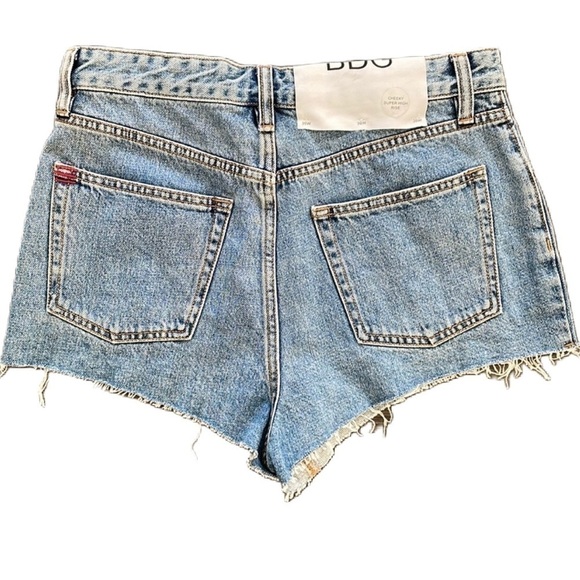 Sz30 BDG Cheeky Super High Rise Denim Shorts in light Wash NWT - Picture 5 of 9